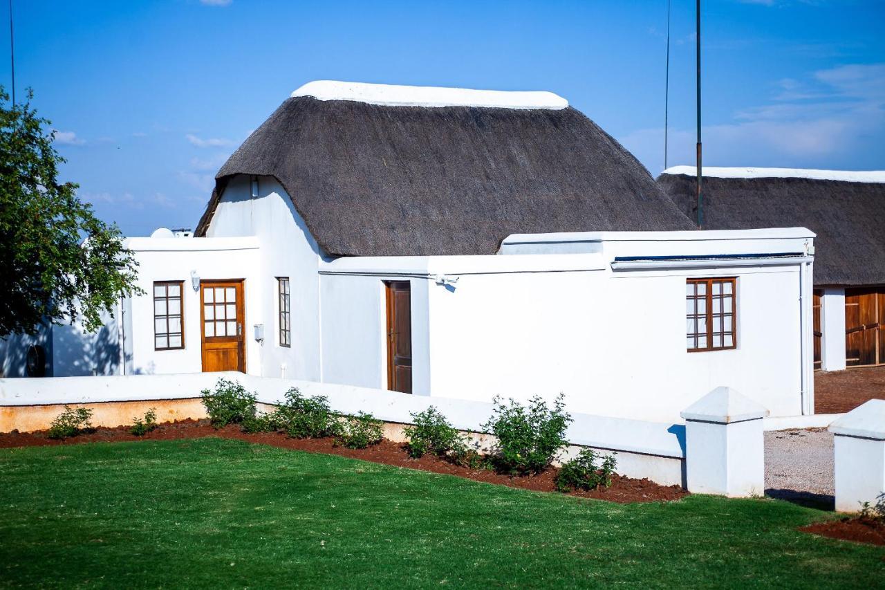 Steynshoop Self-Catering Valley Lodge Hekpoort Extérieur photo