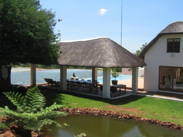 Steynshoop Self-Catering Valley Lodge Hekpoort Extérieur photo